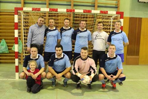 Futbalový vianočný turnaj o&nbsp;pohár starostu obce Kluknava 2015