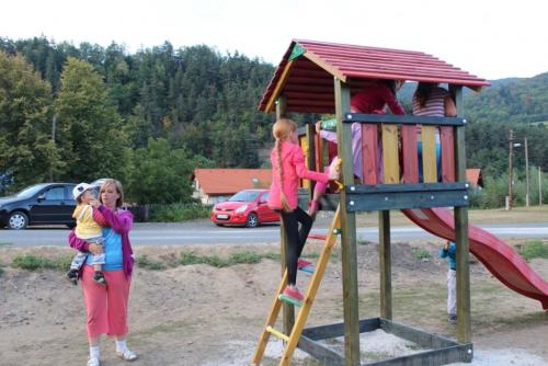Otvorenie detského ihriska v&nbsp;Štefanskej Hute