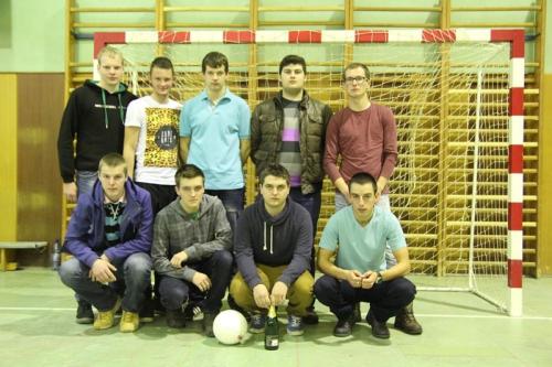 Futbalový vianočný turnaj o&nbsp;pohár starostu obce Kluknava